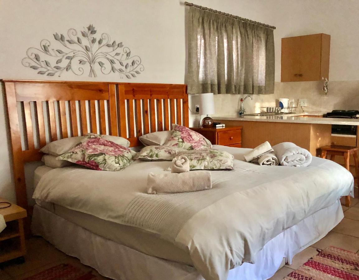 La Bella B&B Under The Fig Tree Бела-Бела Экстерьер фото